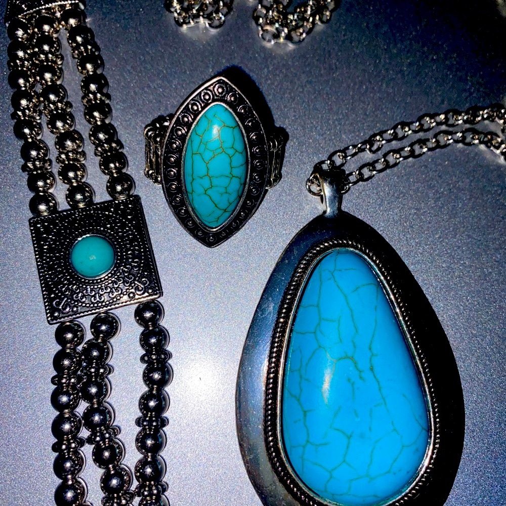 Turquoise Necklace, bracelet, and ring set